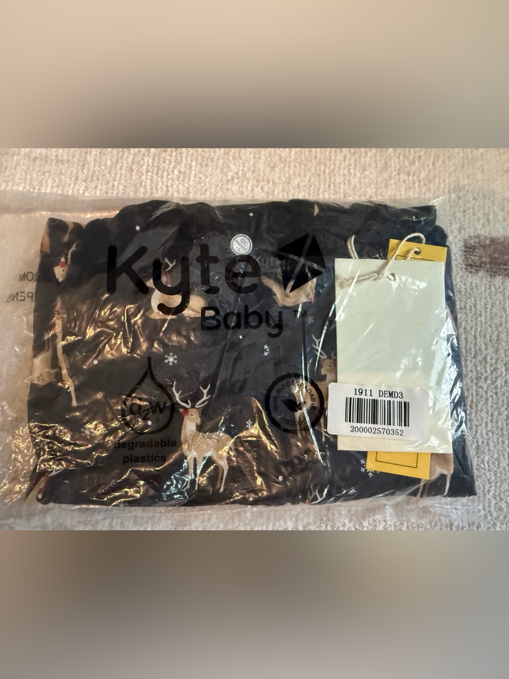 NWT Kyte Baby Bamboo Zipper Footie: Size 6-12 months (Retired Midnight Deer)**